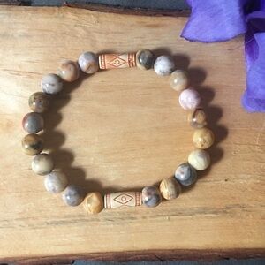 Agate stone stretch beaded bracelet